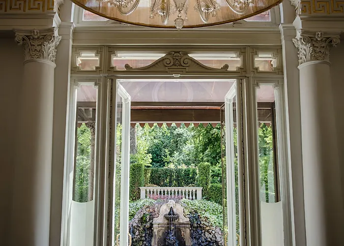 Cora Флоренция